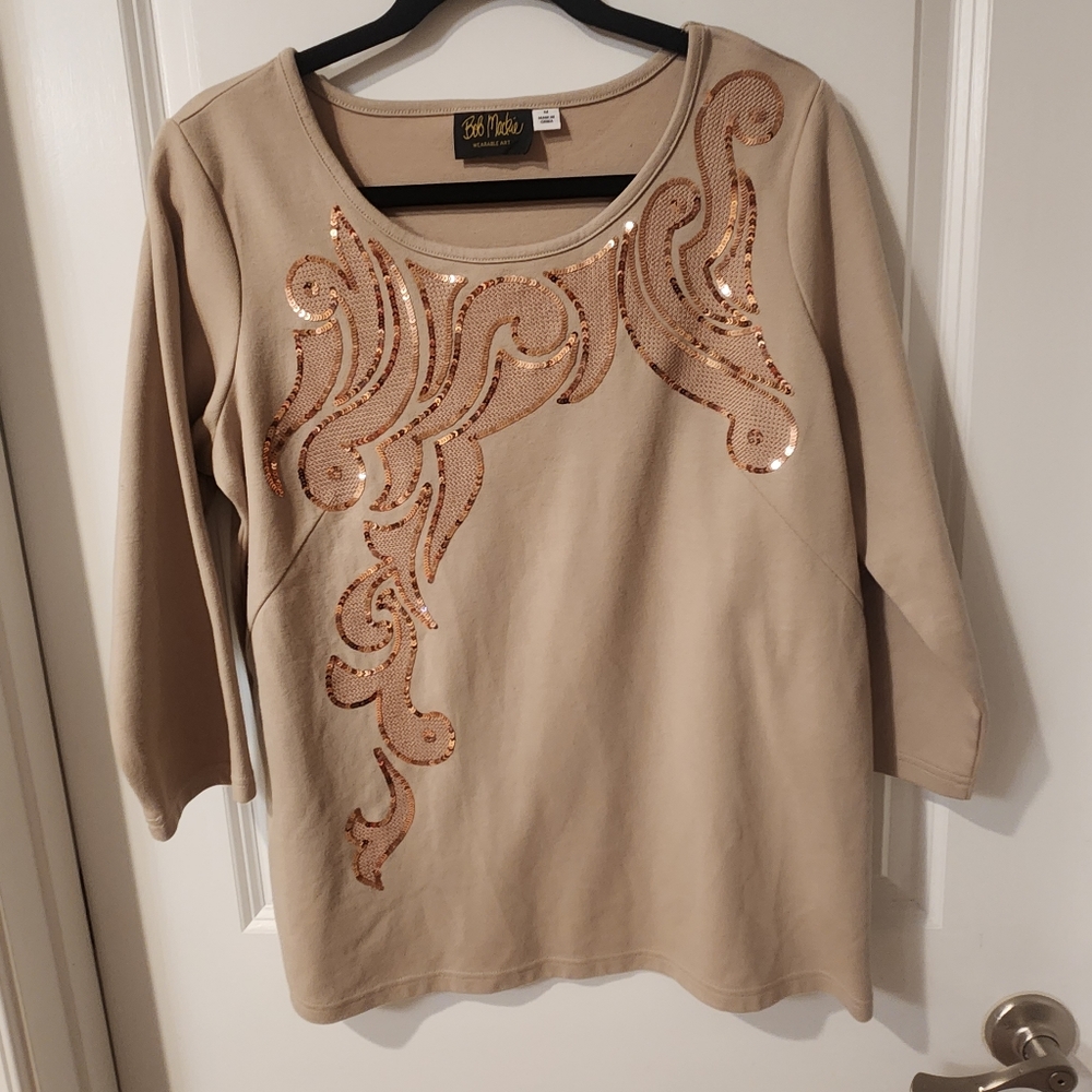 Bob Mackie size M 3/4 long sleeves top with sequins design